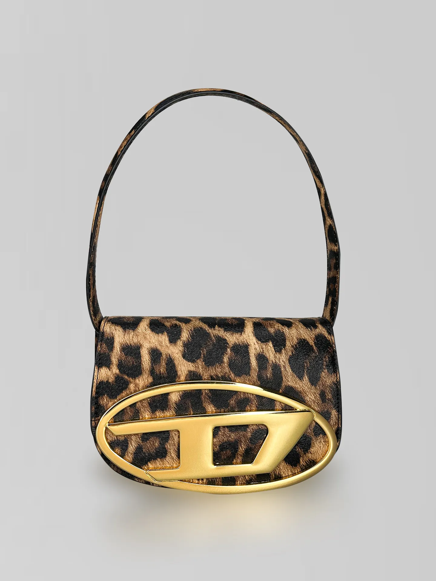 Сумка округлой формы леопардовый принт с металлическим логотипом и ремешком в комплекте