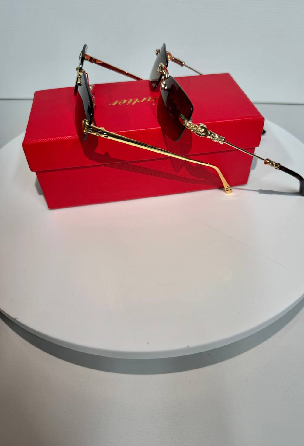 Солнцезащитные очки Cartier