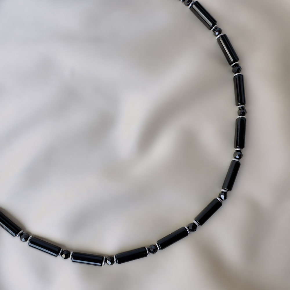 Чокер "Линия силы" с агатом и шпинелью