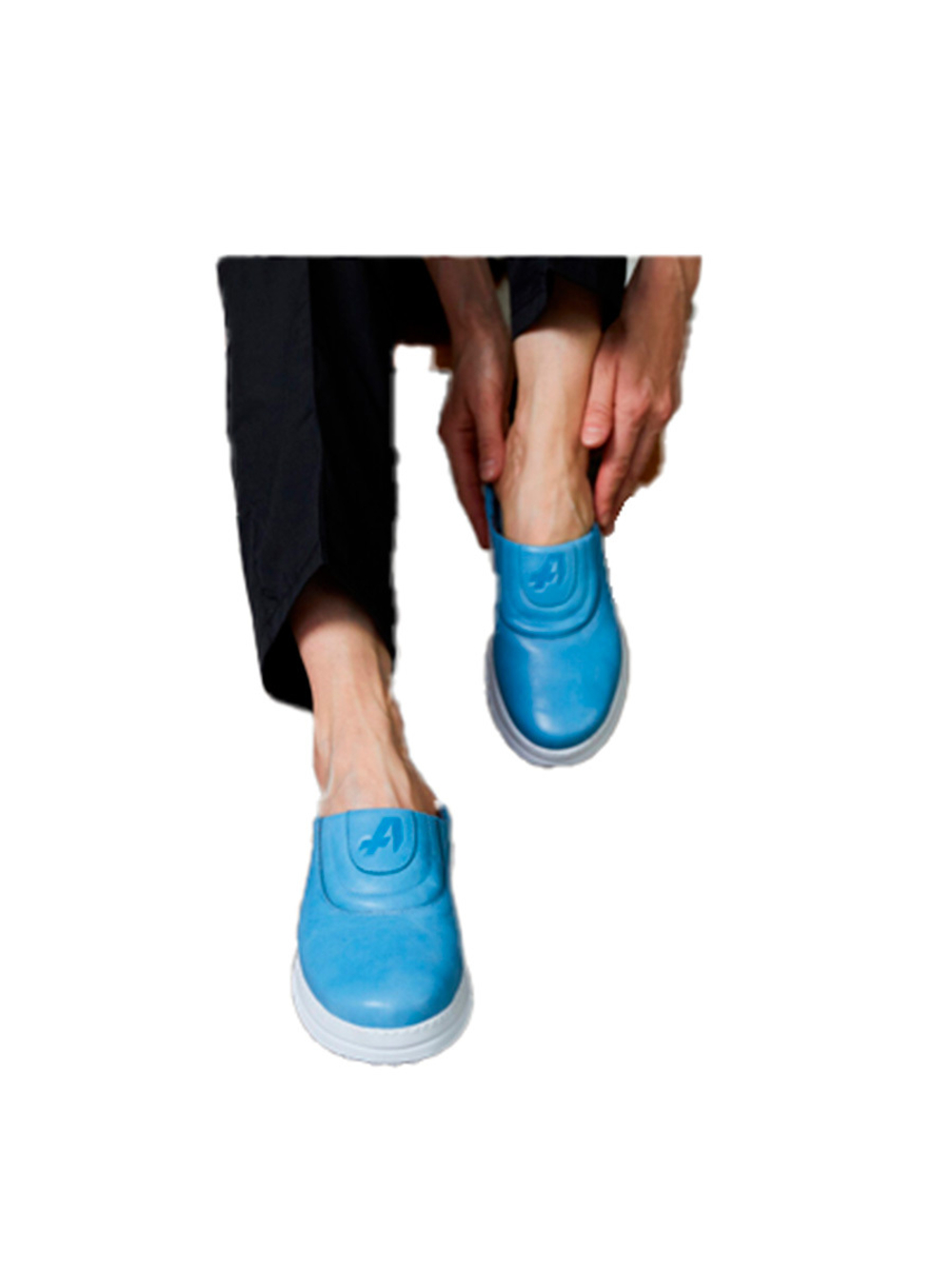 Сабо женские AMPAR GERA кожаные с анатомической стелькой, голубой, 41