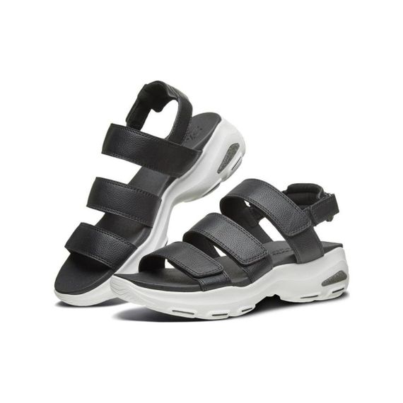 Skechers D'lites Ultra 'Black White'