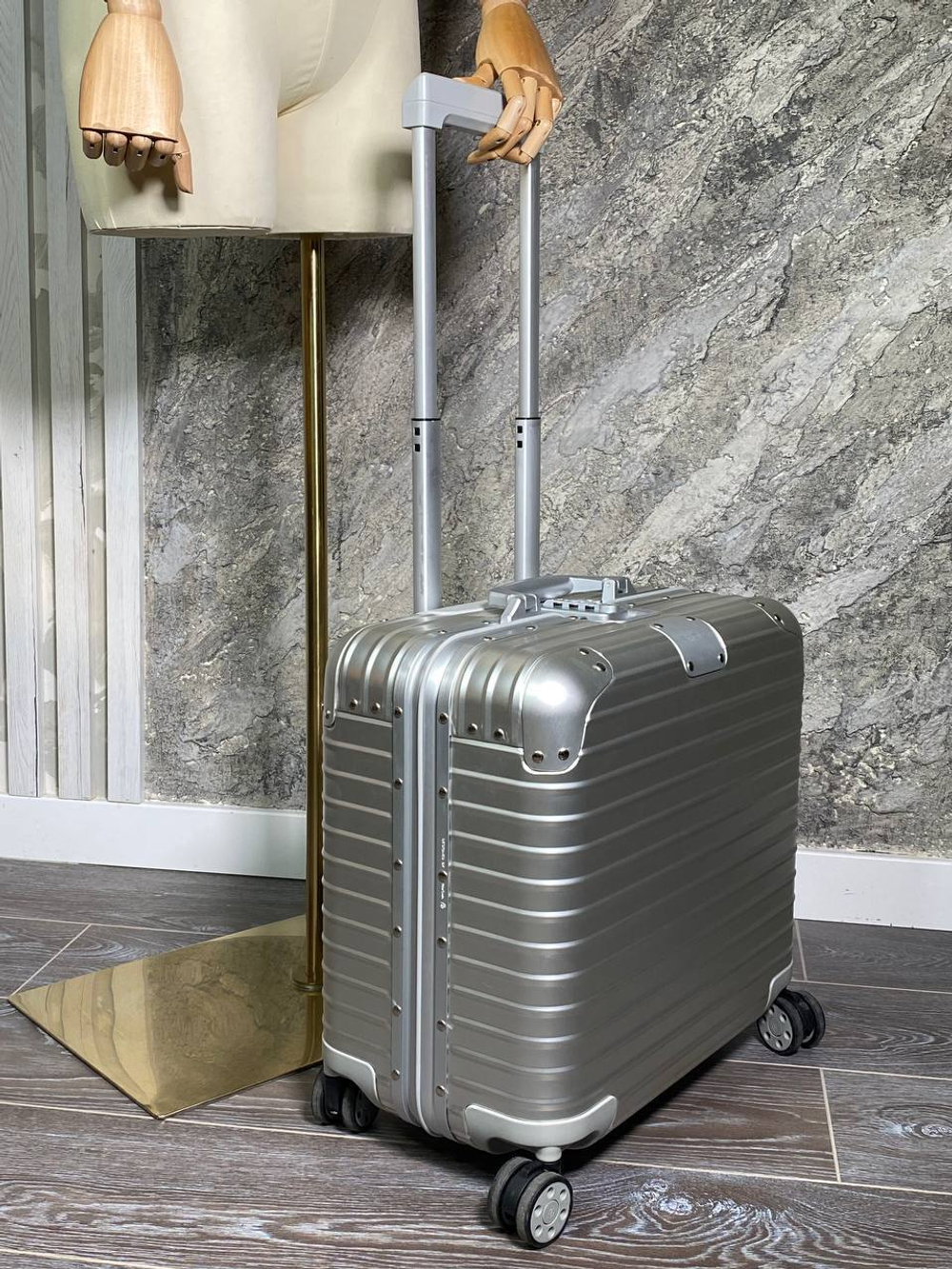 Чемодан Rimowa