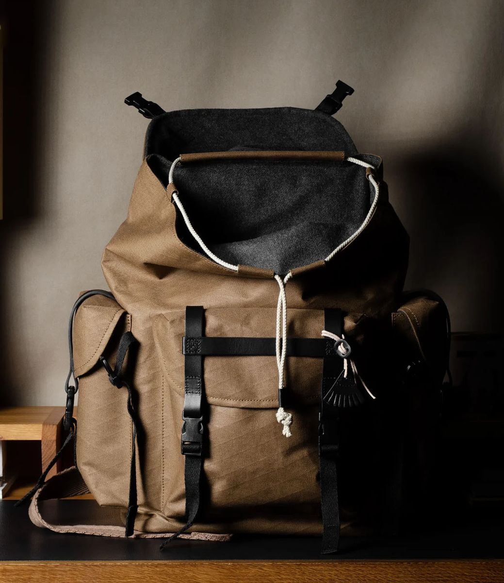 Hard Graft Berg Brownish — рюкзак из ткани X-Pac