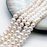 Жемчуг, размер около 4,5-5 мм, цена за нить 35 см