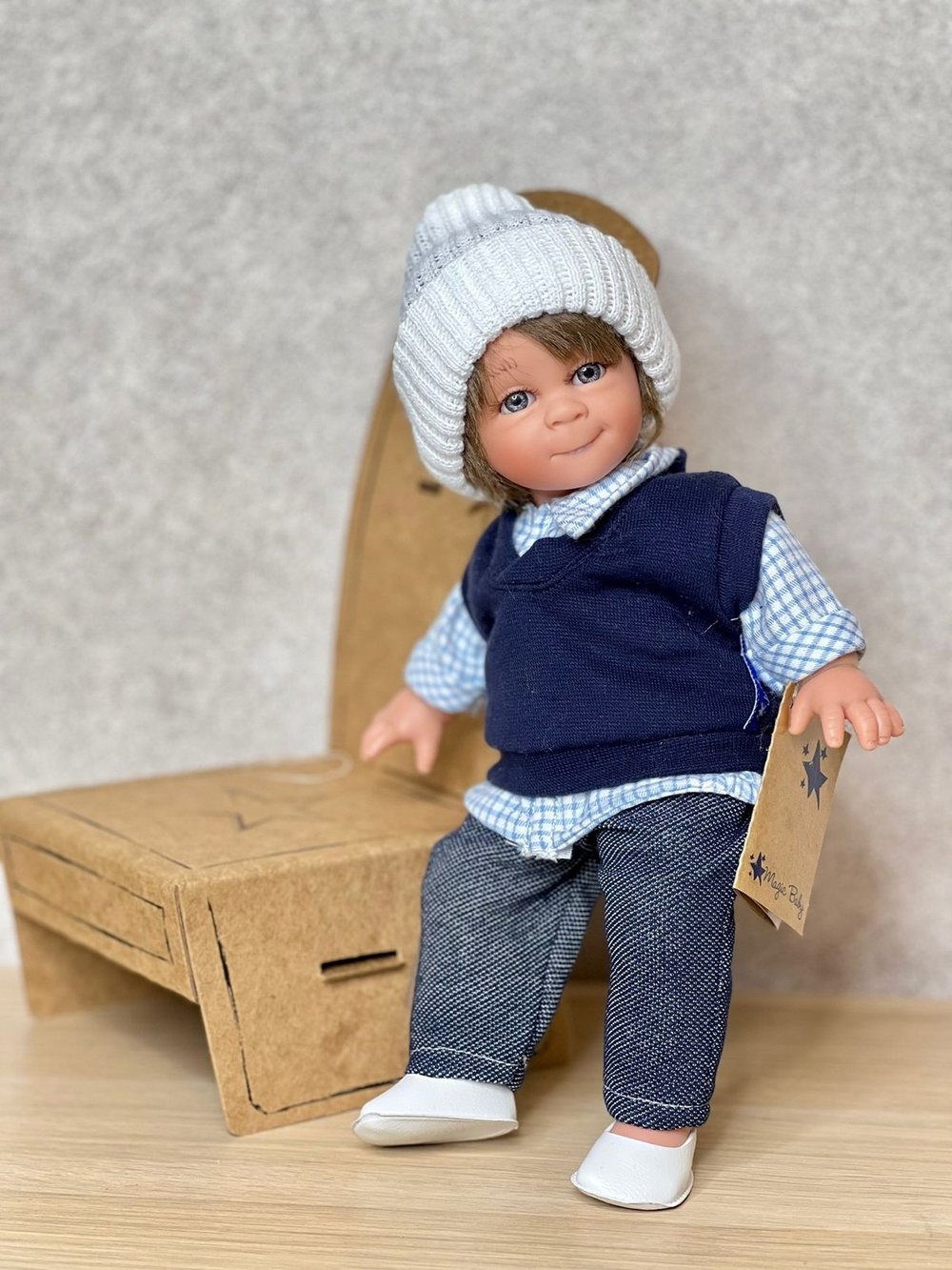 Кукла LAMAGIK мягконабивная  28см Gestito (10002)