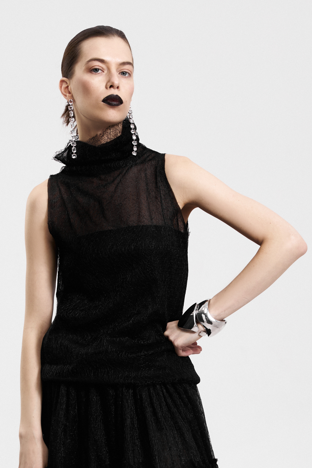 Топ-водолазка кружевная паутинка, черный