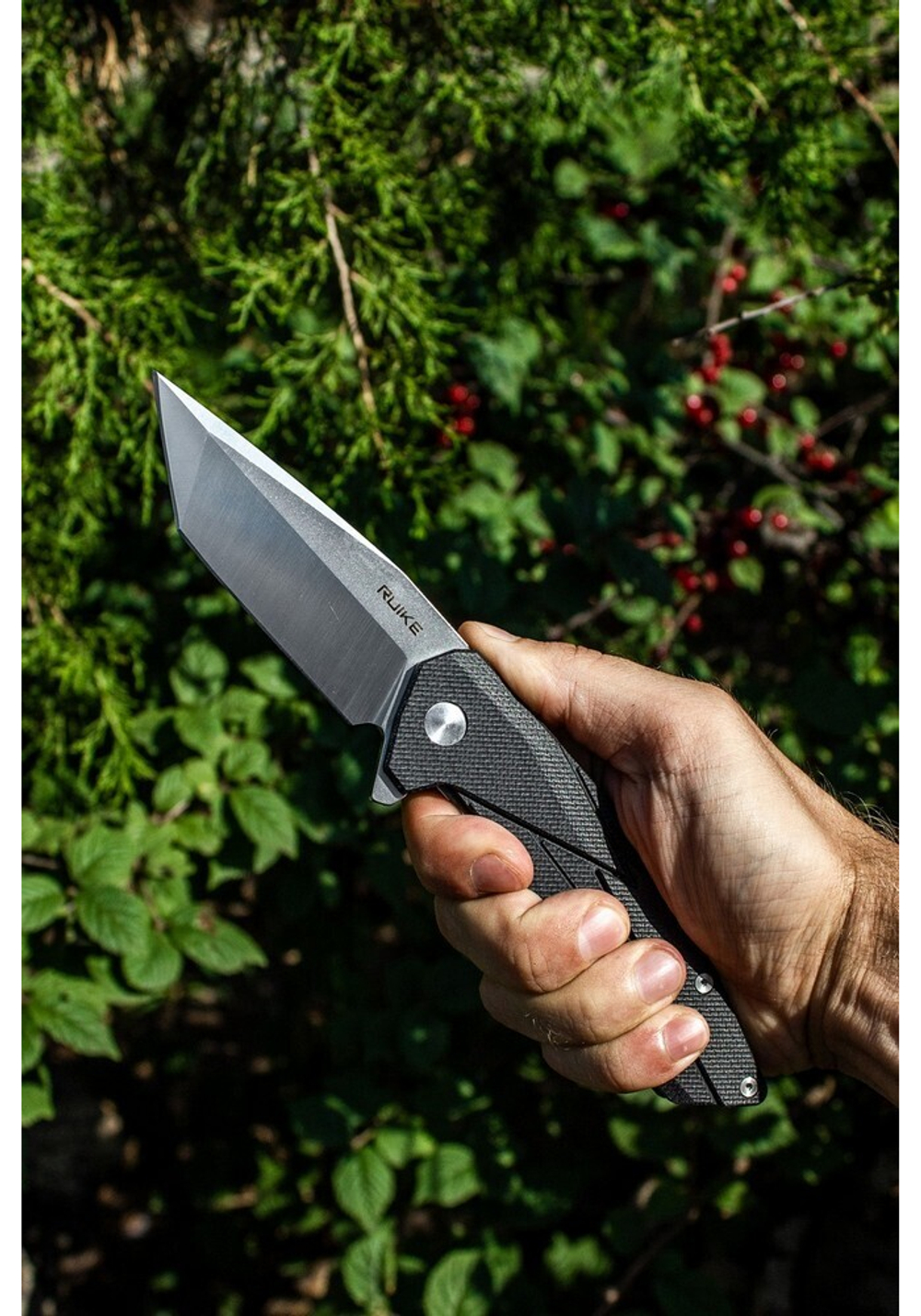 Нож Ruike P138-W желтый