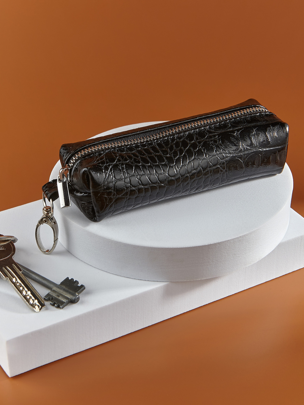 Ключница кожаная