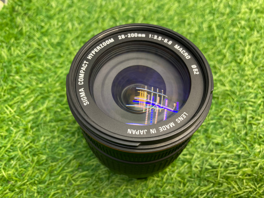Sigma AF 28-200mm 3.5-5.6 Hyperzoom Nikon F