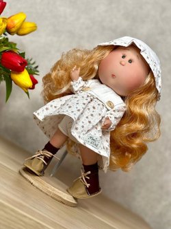 Кукла Nines виниловая 30см MIA в пакете (3402M2)