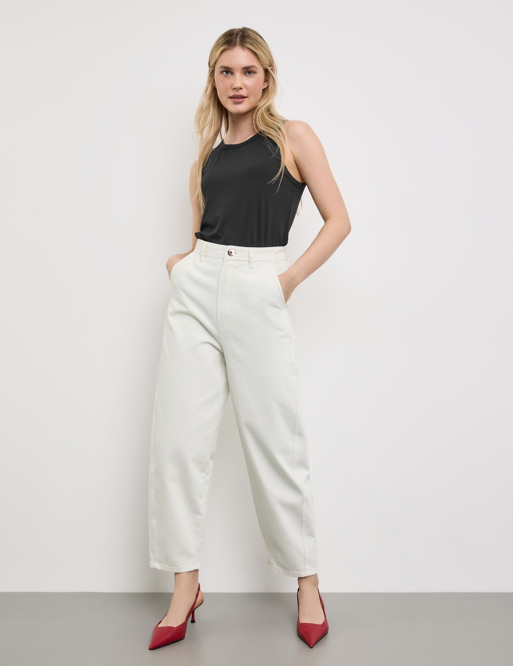 Джинсы женские TAIFUN