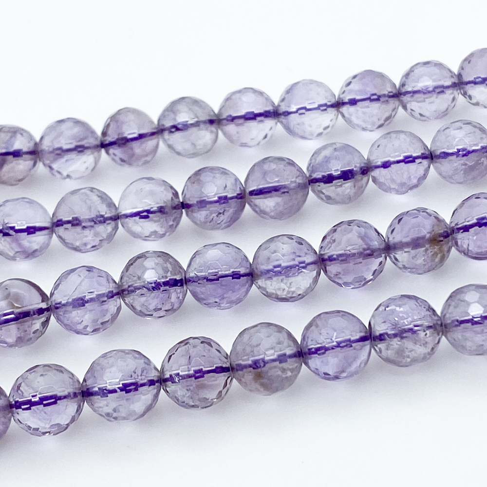 Аметист граненый, диаметр 7,9-8,1 мм, цена за 12 шт (1/4 нити)