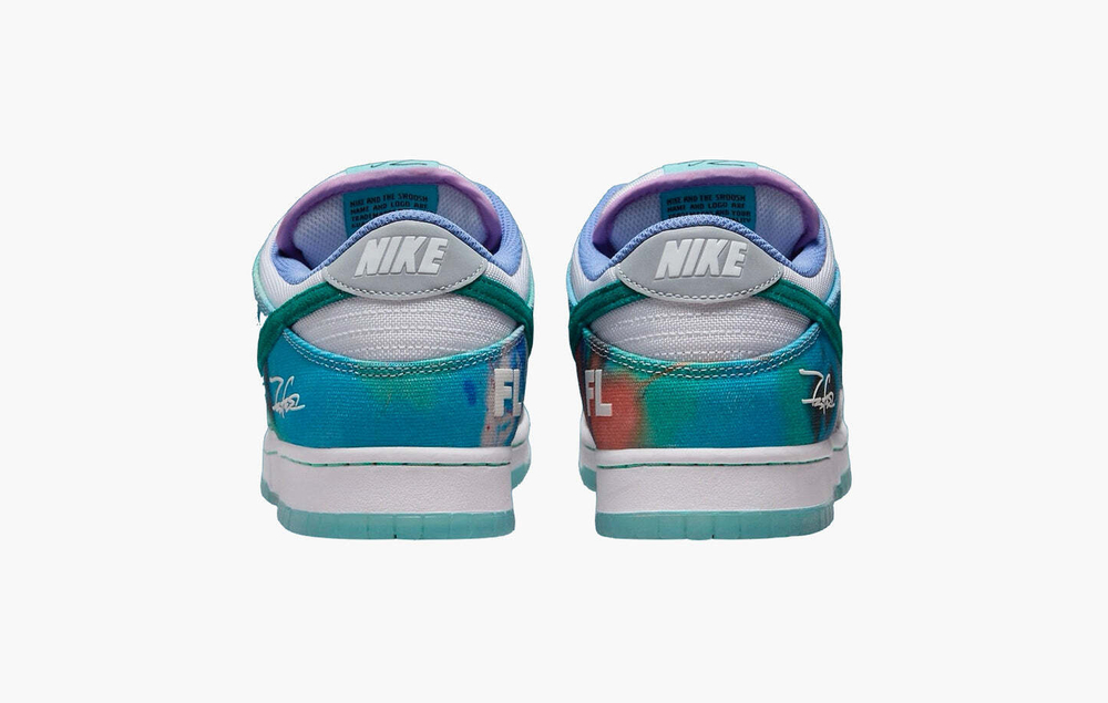 Nike SB Dunk Low Futura Laboratories "Bleached Aqua"