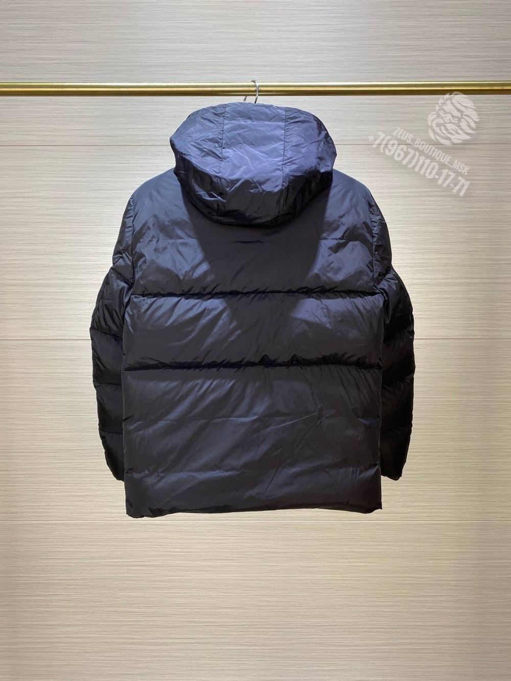 Пуховик Moncler