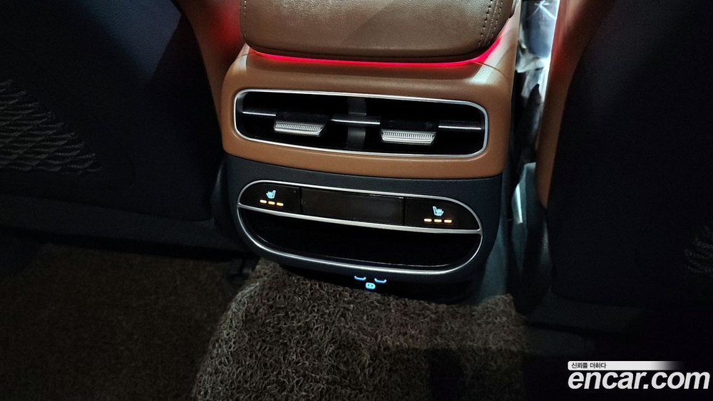 Genesis GV70 2.5T Бензин 2WD (07.2021)