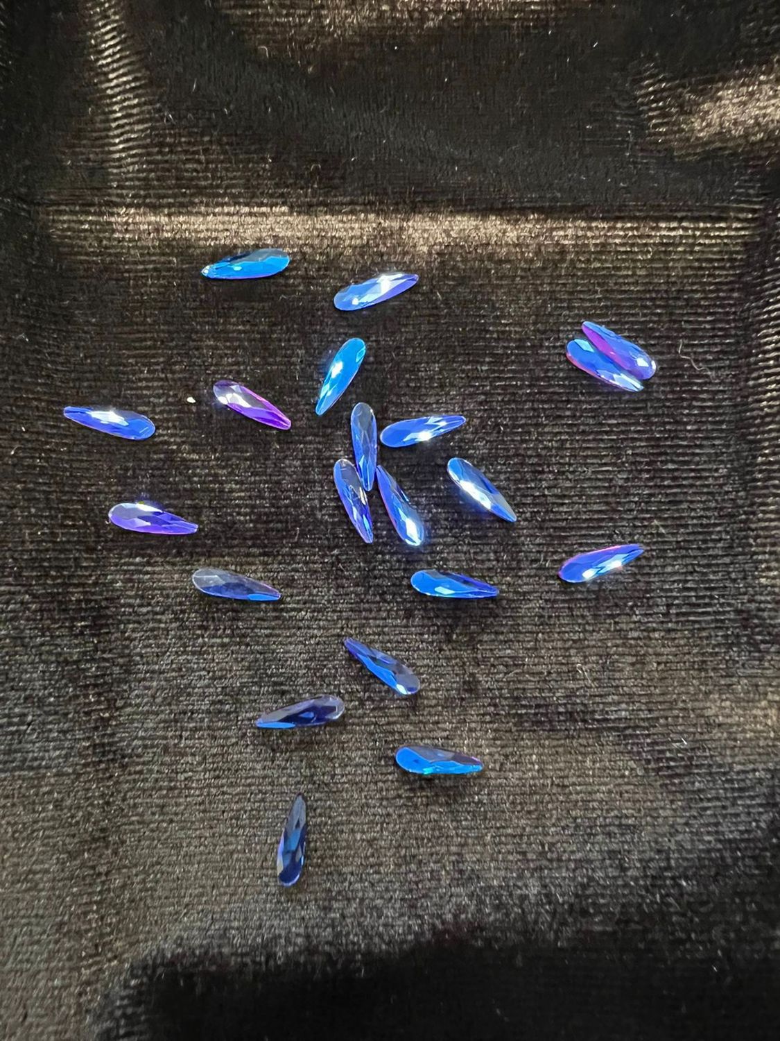 Стеклянные стразы 3*10 мм (25шт)цвет хамелеон фиолетово-синий