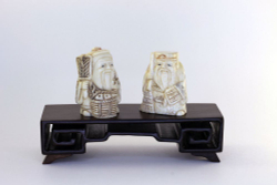 Сет нэцкэ Дзюродзин и Фукурокудзю на подставке