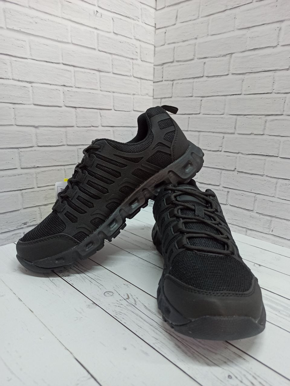 Кроссовки M6 Merlle / весна-лето / чёрный