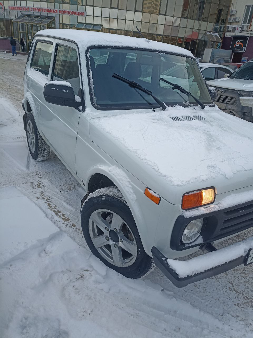 LADA NIVA Luxe 1.7 83hp 5 МТ