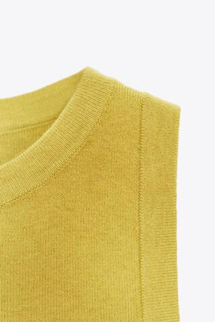ZARA БАЗОВЫЙ ТРИКОТАЖНЫЙ ТОП, СВЕТЛО-ФИСТАШКОВЫЙ