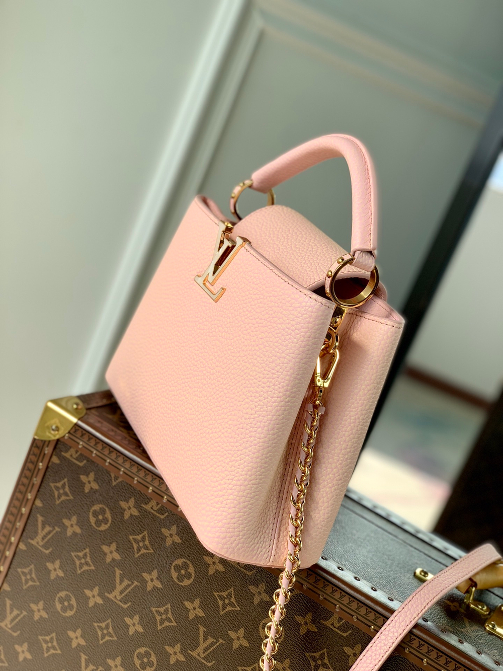 Louis Vuitton Capucines BB