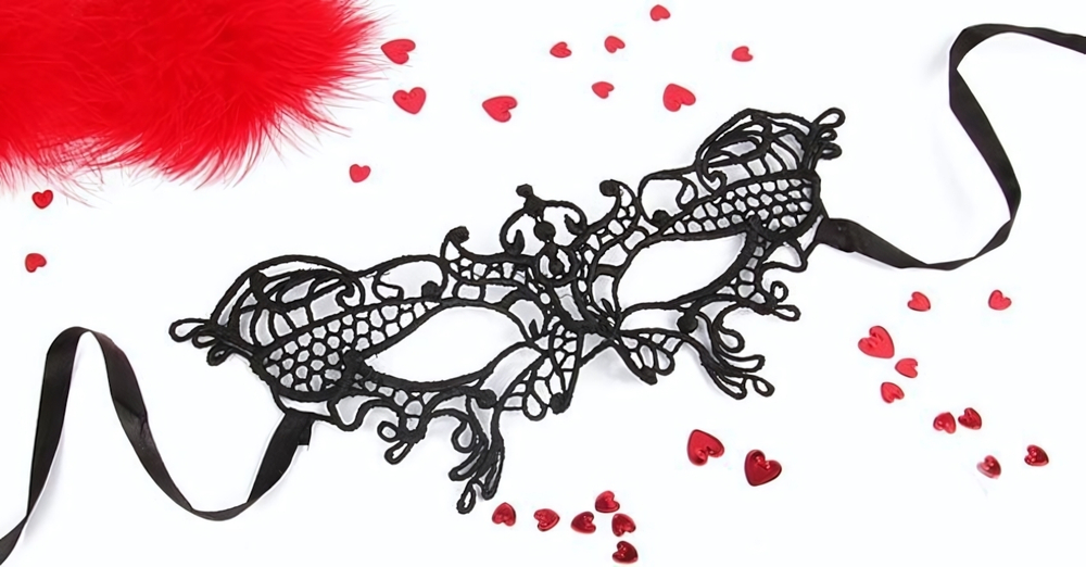 Черная ажурная текстильная маска Изабель (Цвет: черный)