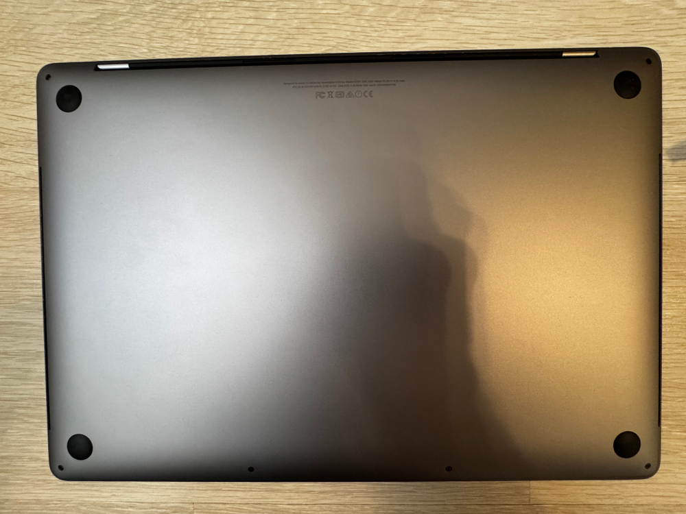 Apple MacBook Pro 15, 2017 Space Gray, Touch Bar
