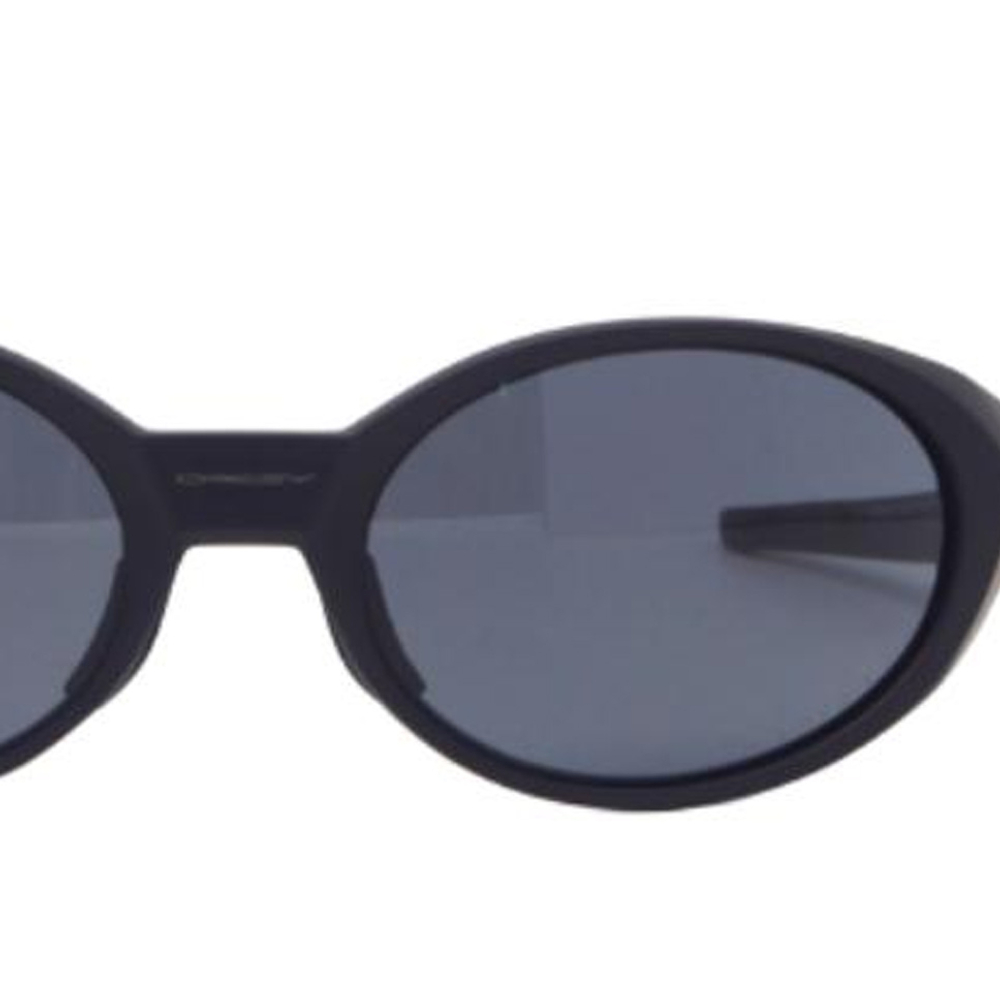 Oakley Subject To Official Website Cat Eye Sunglasses