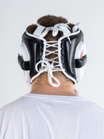 Шлем боксерский LEADERS LS с бамперной защитой (черный / белый) BK/WH