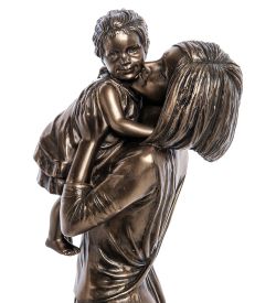 Veronese WS-986 Статуэтка «Мать с ребенком»