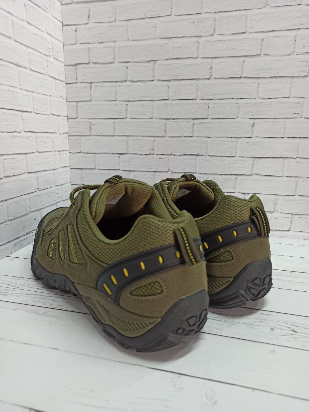 Кроссовки M6 Merlle / олива