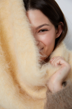 Шарф из альпака канареечный