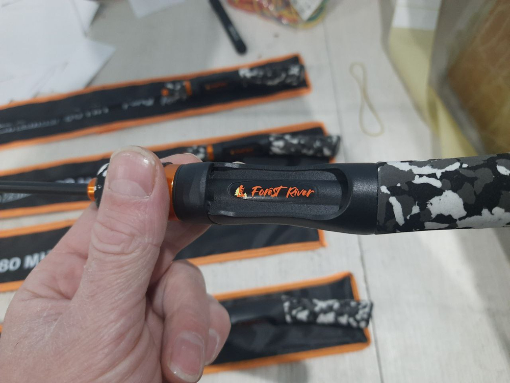 Зимняя разборная удочка Forest River VIB Fan Zander 80MH