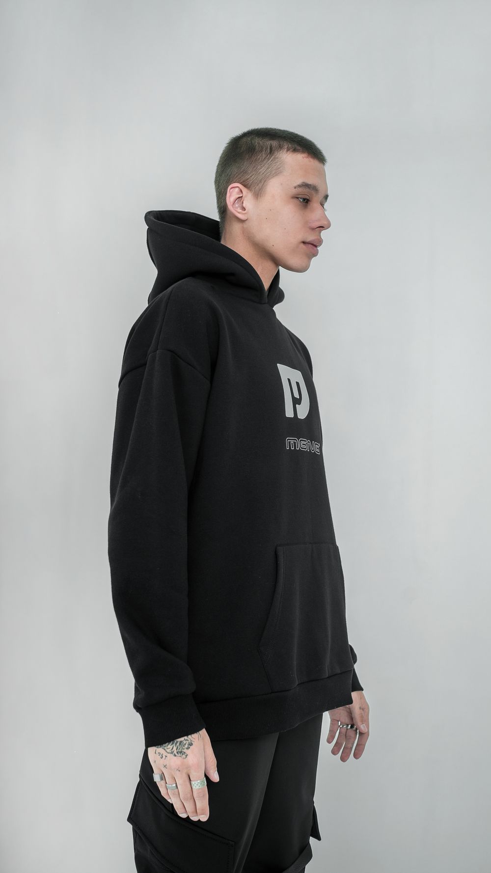 Купить Худи MGNG Basic Черный Худи MGNG Basic Черный