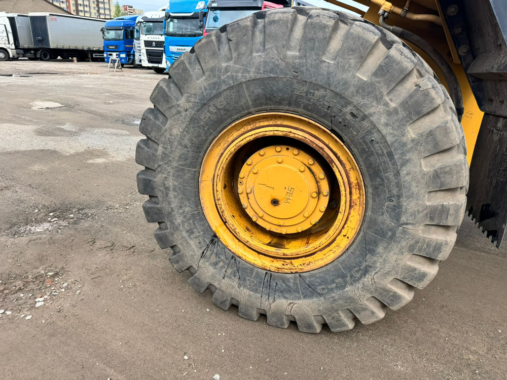Caterpillar SEM 658 Фронтальный погрузчик SEM 658 D (Дизельный, 9,7 л, 220 л.с., АТ)