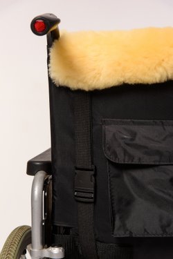 Накидка на инвалидное кресло