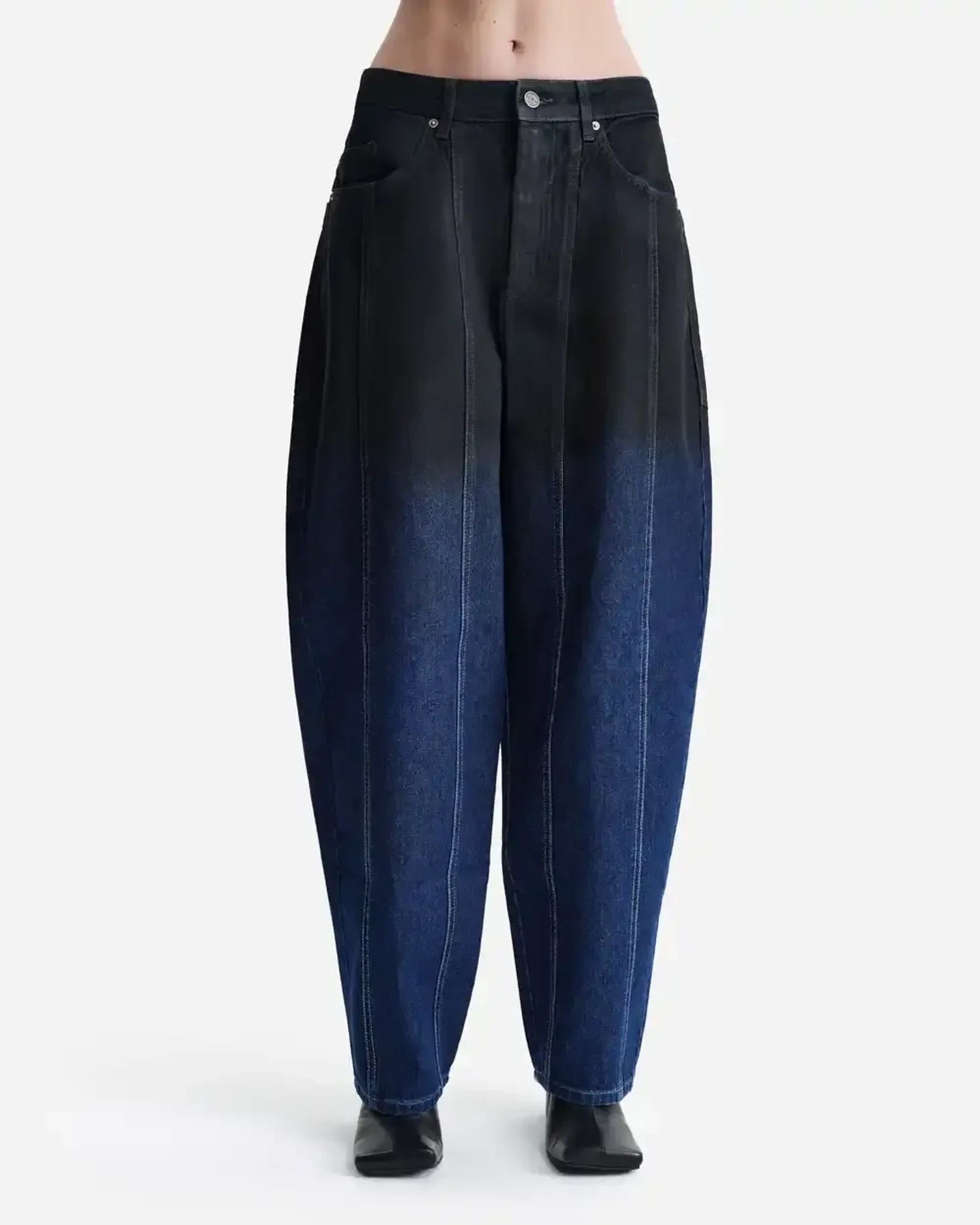 Джинсы-бананы Laminated