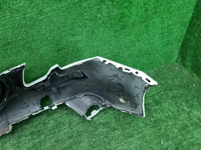 Бампер передний Peugeot 2008 (2013-2016)