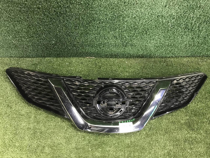 Решетка радиатора Nissan Qashqai J11 (2013-2019)