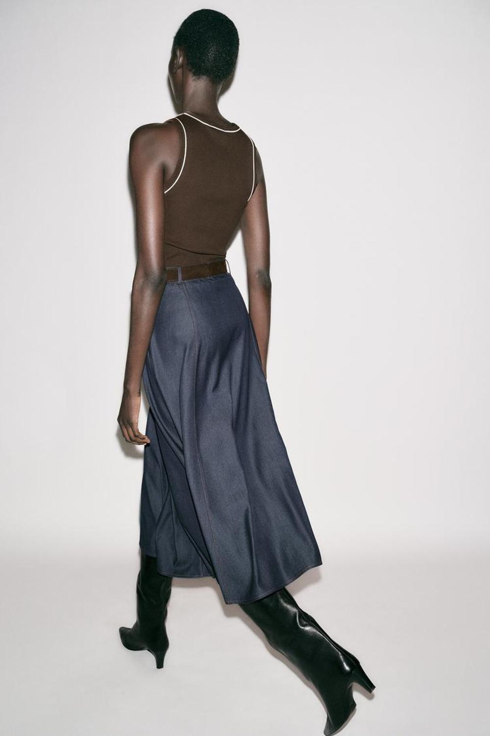 ZARA КОМБИНИРОВАННОЕ ПЛАТЬЕ-МИДИ С ПОЯСОМ, КОРИЧНЕВЫЙ