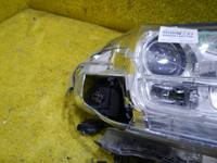 Ьитая Фара правая Land Cruiser 200 (15-21) LED