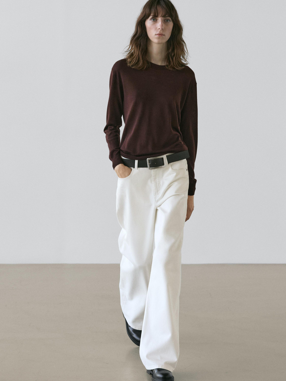 Massimo Dutti Свитер из тонкого трикотажа с круглым вырезом, кофейный