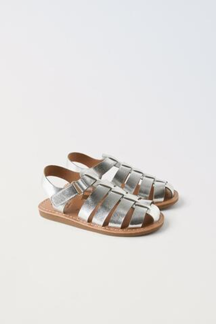 ZARA САНДАЛИИ С МЕТАЛЛИЗИРОВАННОЙ ОТДЕЛКОЙ, СЕРЕБРИСТЫЙ