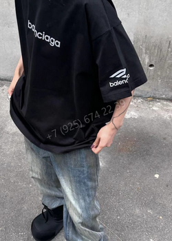 Футболка Balenciaga