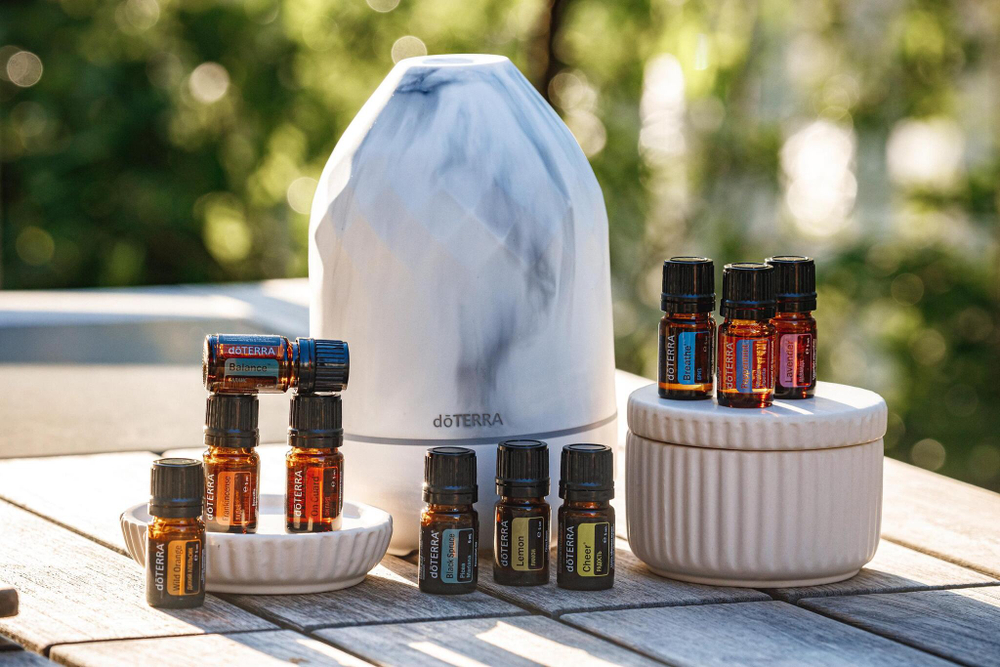 Набор эфирных масел doTERRA «Аромагия» с диффузором VOLO, 10x5 мл