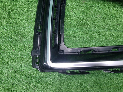 Накладка бампера правая Voyah Passion (2022-н.в.)