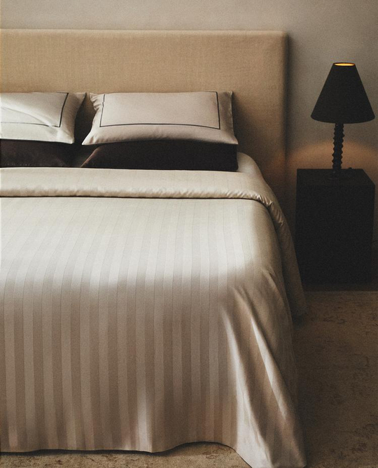 ZARA HOME САТИНОВЫЙ ПОДОДЕЯЛЬНИК В ПОЛОСКУ, СЕРЫЙ