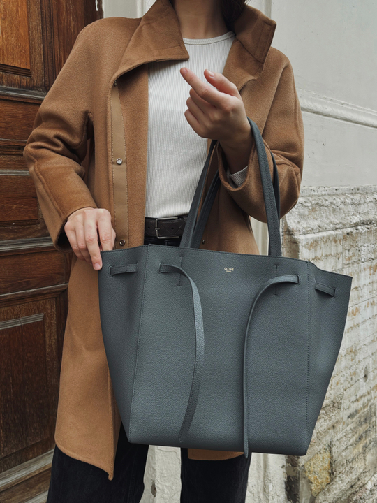 Celine Cabas Phantom Medium