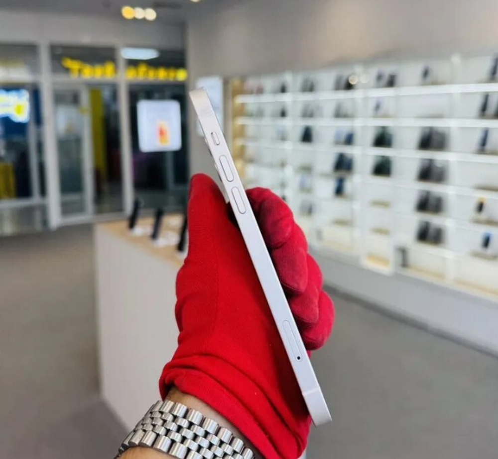 iPhone 12, 128 ГБ б/у