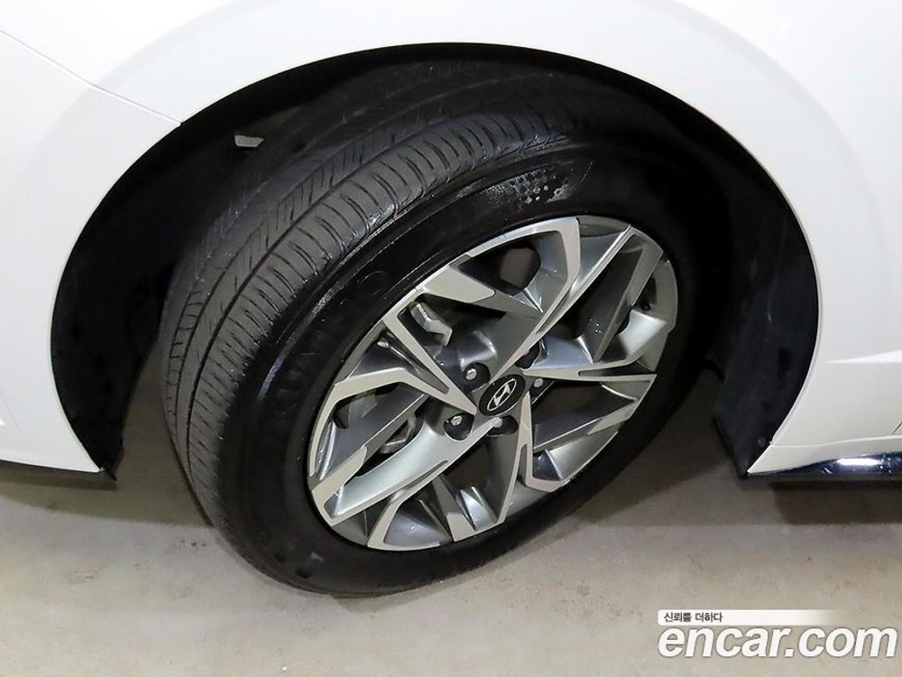 Hyundai Sonata (DN8) 2.0 (04.2022)